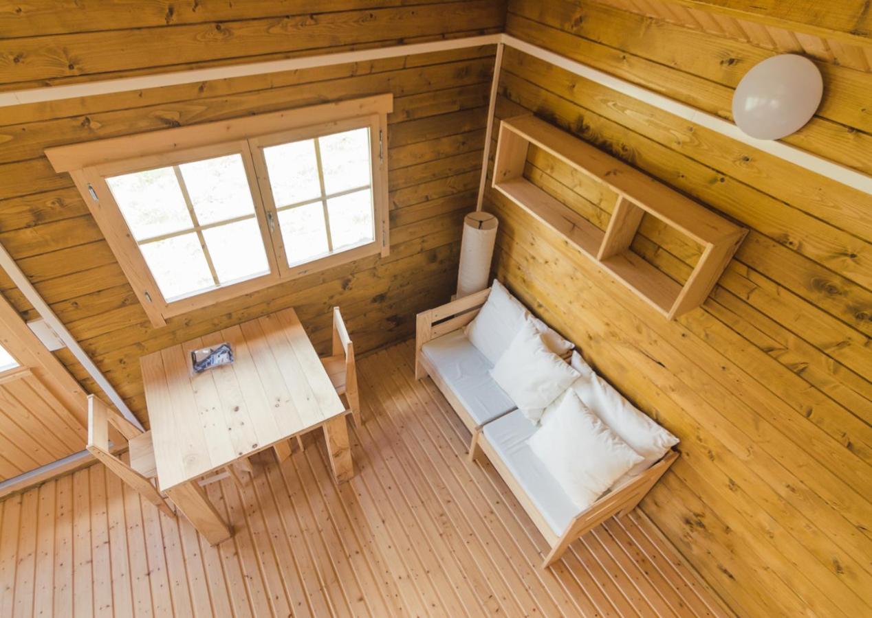 Albergue Restaurante De Artieda Ngoại thất bức ảnh